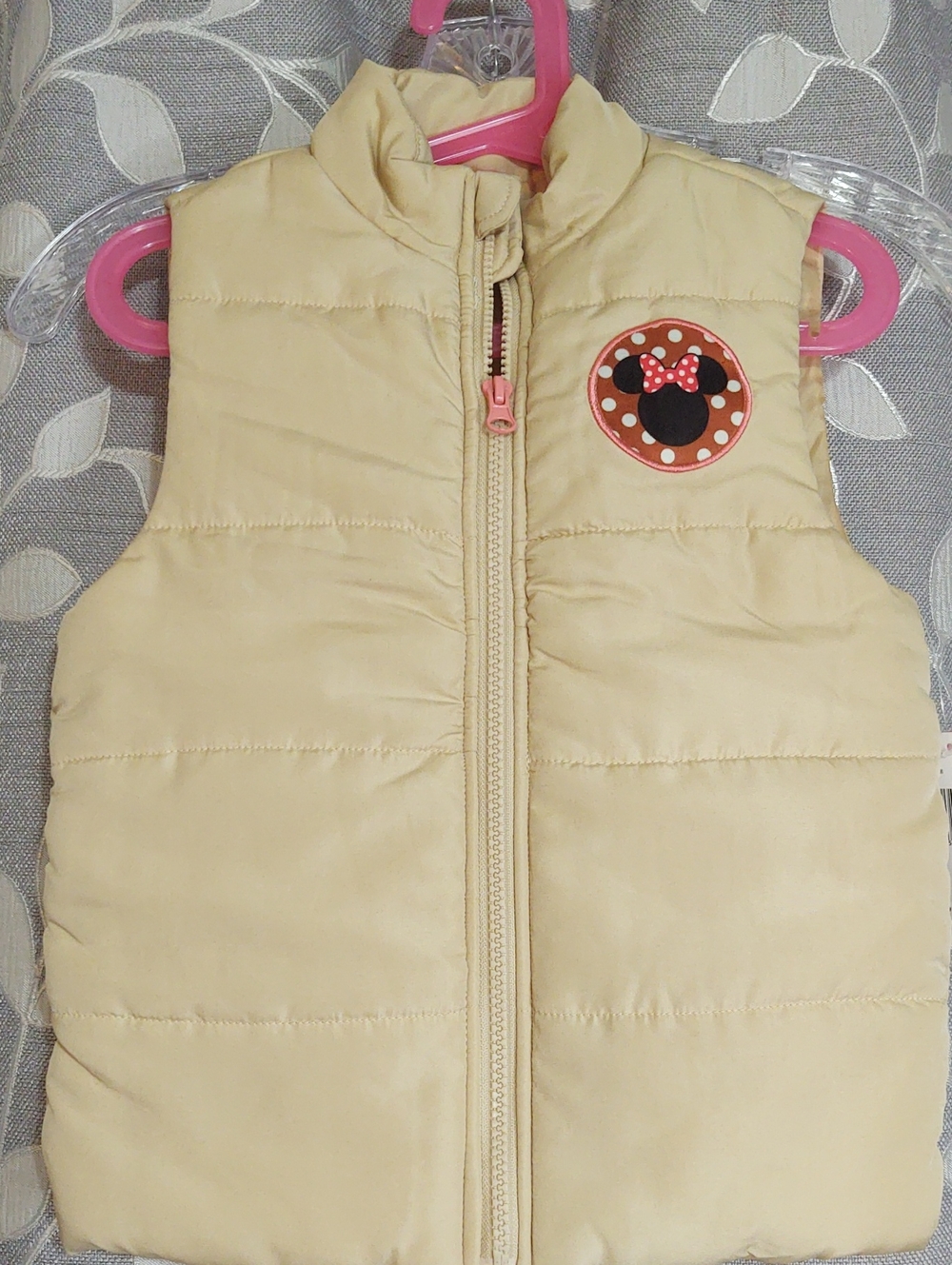 Disney Cream Puffer Vest with Minnie Patch size 5T